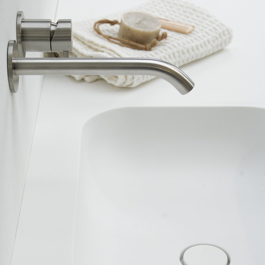 bathsbyclay curve madetomeasure solidsurface himacs washbasin 02